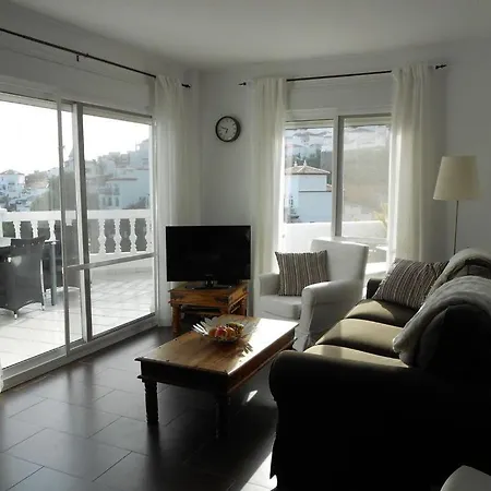 Casa Mila, Ladera Del Mar,