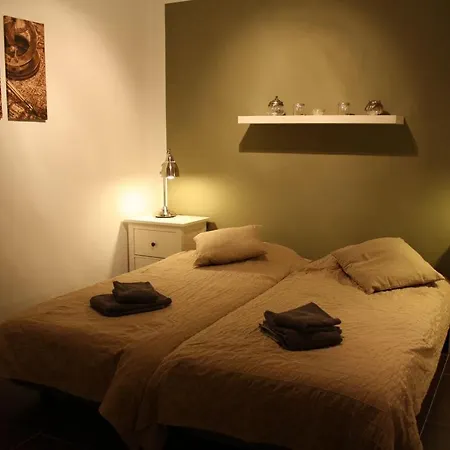 Casa Mila, Ladera Del Mar,