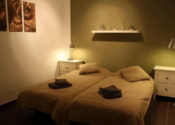 Casa Mila, Ladera Del Mar,